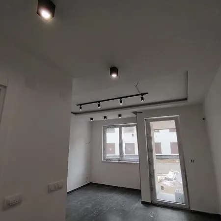 Apartment Time Out *